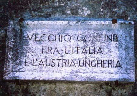 Qui vi era il confine tra Italia e Austria. Valvestino - Brescia